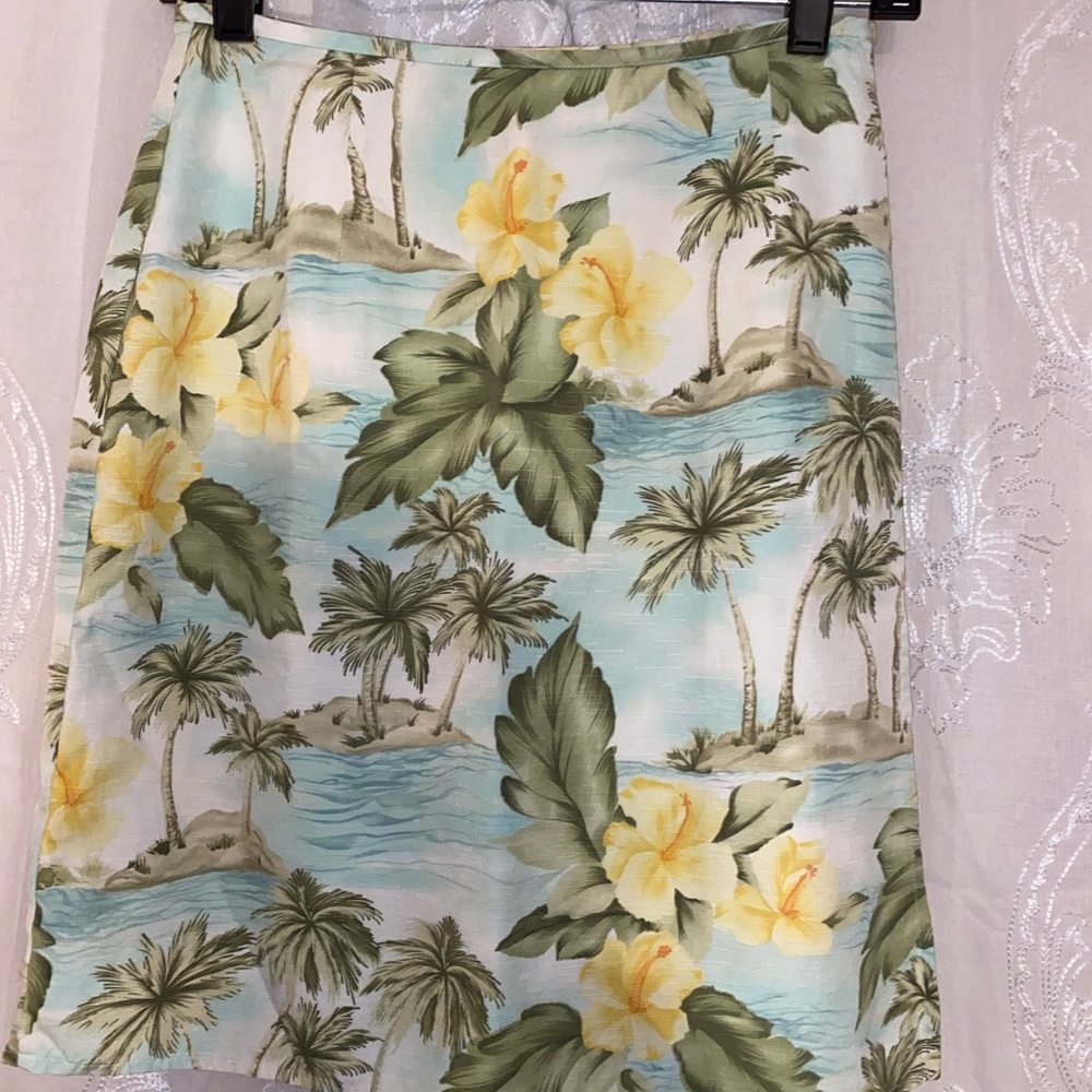 Vintage Tommy Bahama Wrap Skirt with Hawaiian Pattern